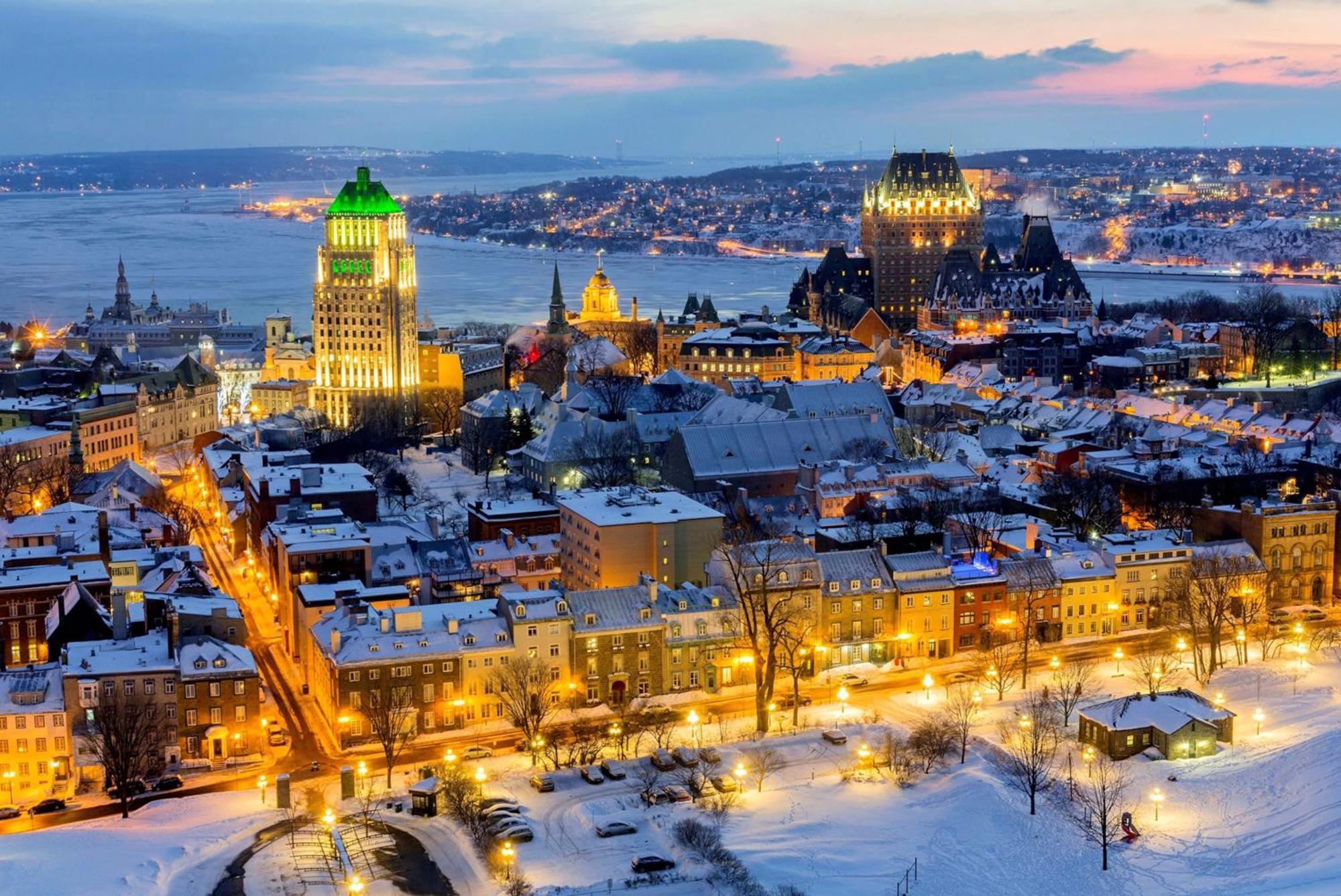 6 People, Big, Free Parkings, Near Old Quebec, Near River Apartment